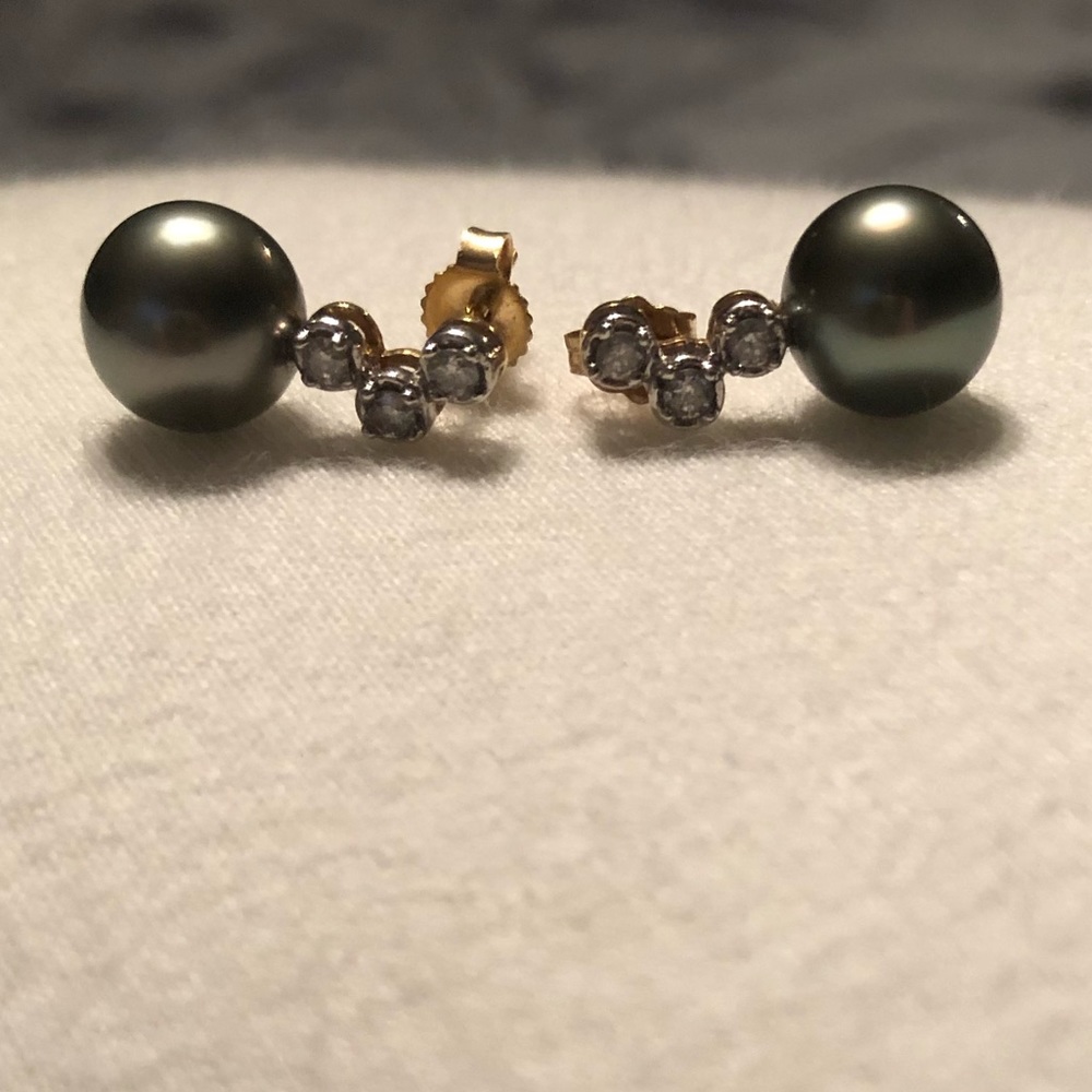 Pearl Earrings 14k gold and diamonds - Picture 4 of 8